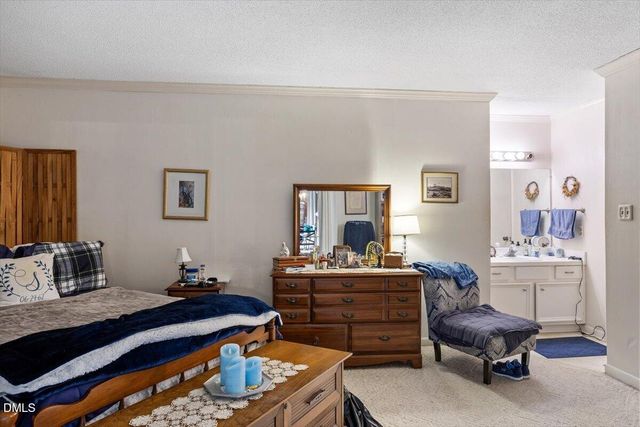 4100 Five Oaks Drive Unit 27, Durham, NC 27707