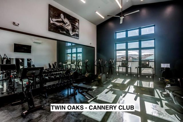 2180 Red Oak Drive, Hollister, CA 95023