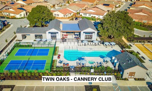 2180 Red Oak Drive, Hollister, CA 95023