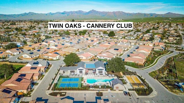 2180 Red Oak Drive, Hollister, CA 95023