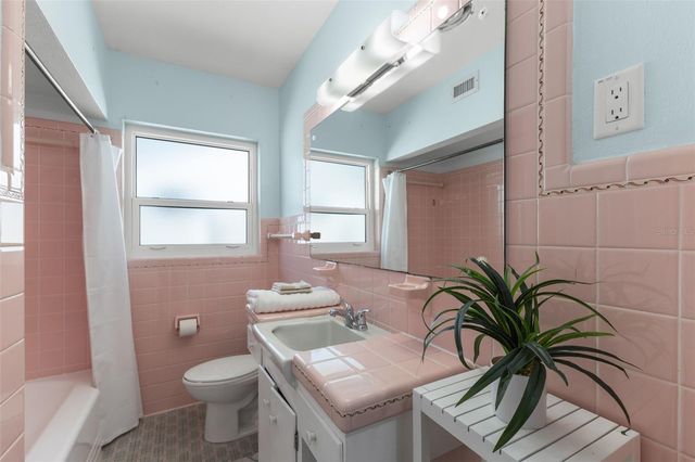 108 11TH AVENUE, St Pete Beach, FL 33706