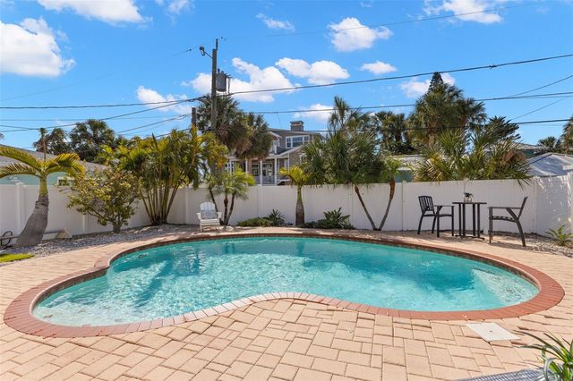 108 11TH AVENUE, St Pete Beach, FL 33706