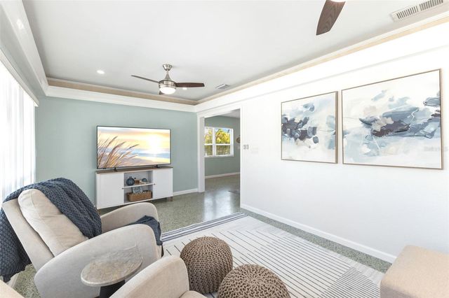 108 11TH AVENUE, St Pete Beach, FL 33706