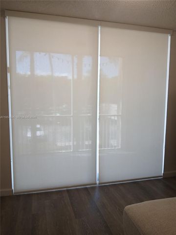 9755 NW 52nd St 201, Doral, FL 33178