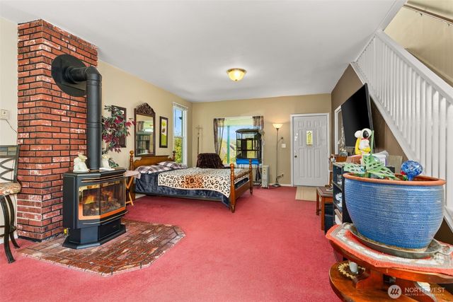 806 California Street, Raymond, WA 98577