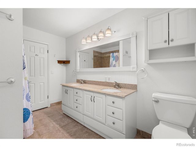 42 Ottawa Court, Lyons, CO 80540