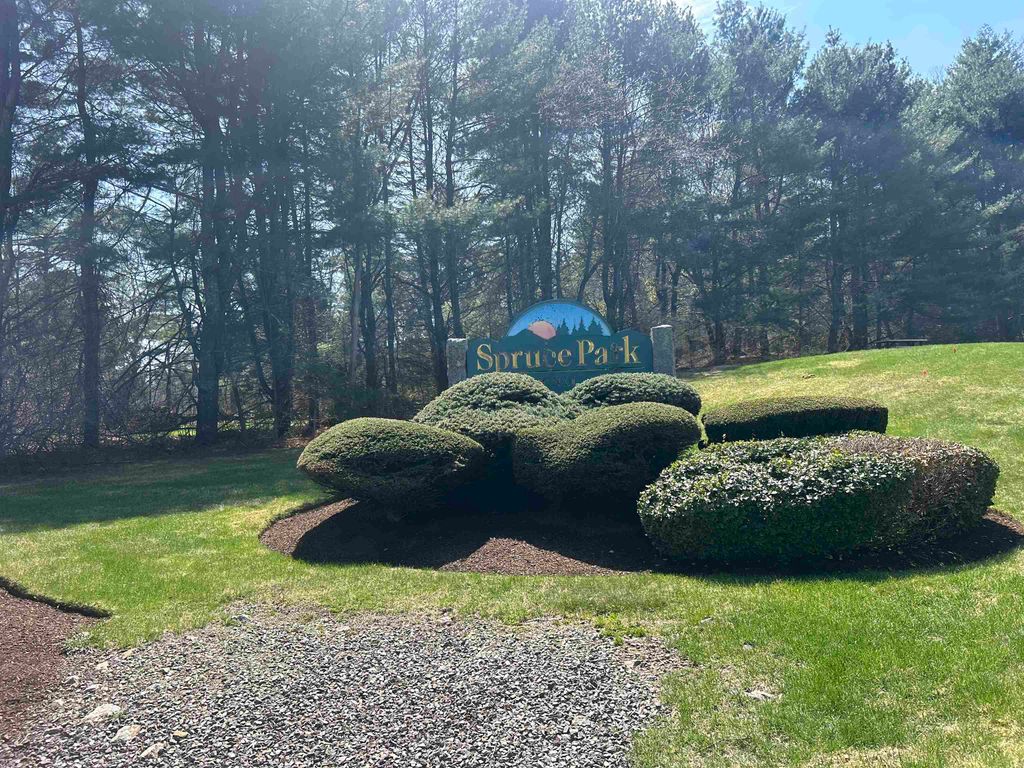 109 Ponemah Rd Ste 8 B, Amherst, NH 03031
