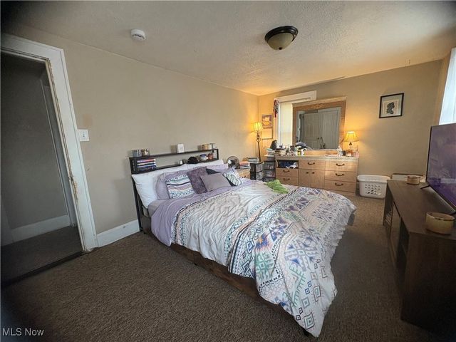 2529 17th Street NE, Canton, OH 44705