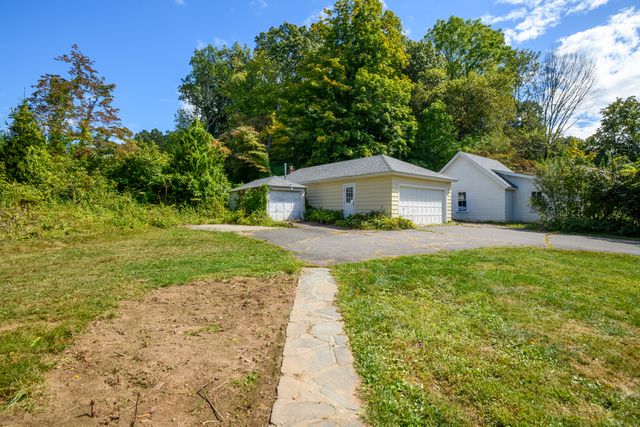 994 Main Street, Glastonbury, CT 06073