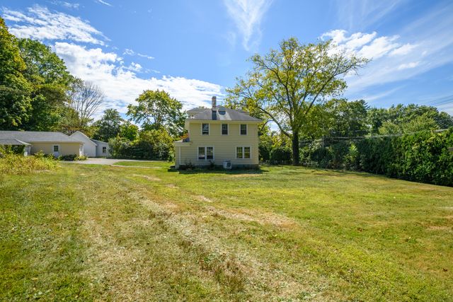 994 Main Street, Glastonbury, CT 06073