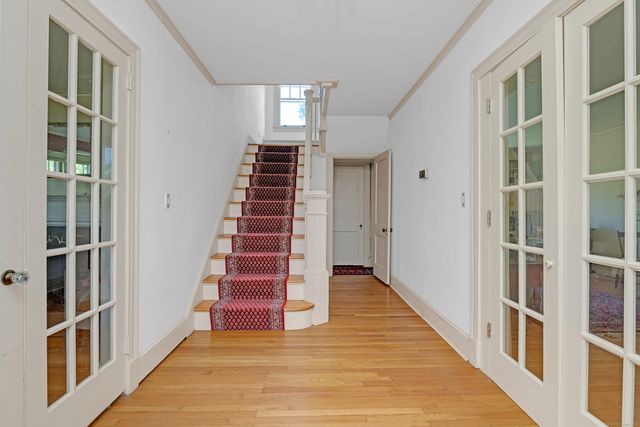 994 Main Street, Glastonbury, CT 06073