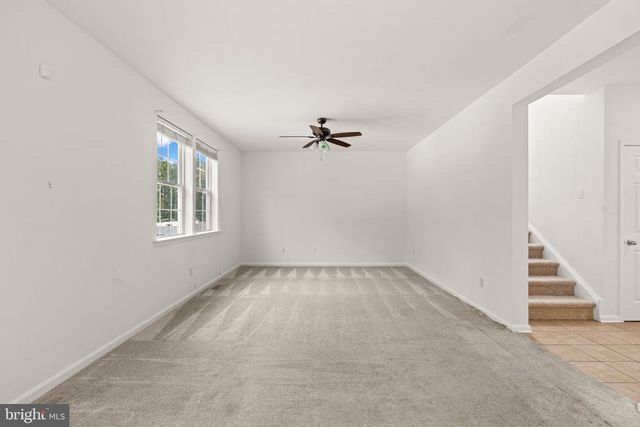 420 HUNTINGDON DR, Williamstown, NJ 08094