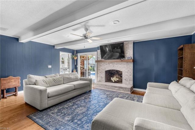 1208 Tarington LNDG, Virginia Beach, VA 23464