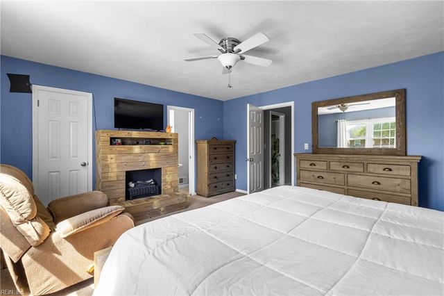 1208 Tarington LNDG, Virginia Beach, VA 23464