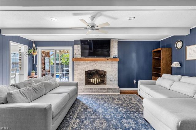 1208 Tarington LNDG, Virginia Beach, VA 23464