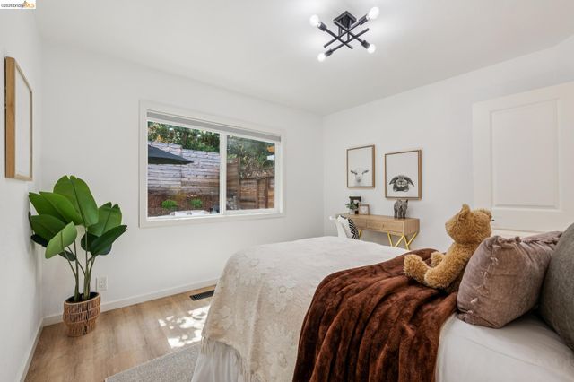 6067 Dimm Way, Richmond, CA 94805