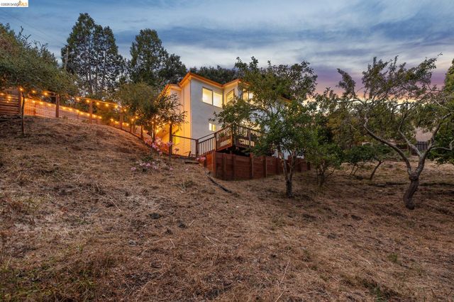 6067 Dimm Way, Richmond, CA 94805