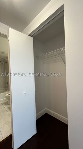 18800 NE 29th Ave 1023, Aventura, FL 33180