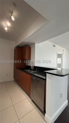 18800 NE 29th Ave 1023, Aventura, FL 33180