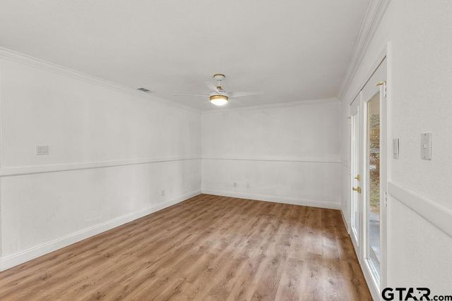 2424 E Devine St, Tyler, TX 75701