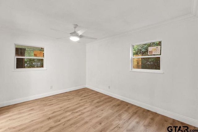 2424 E Devine St, Tyler, TX 75701