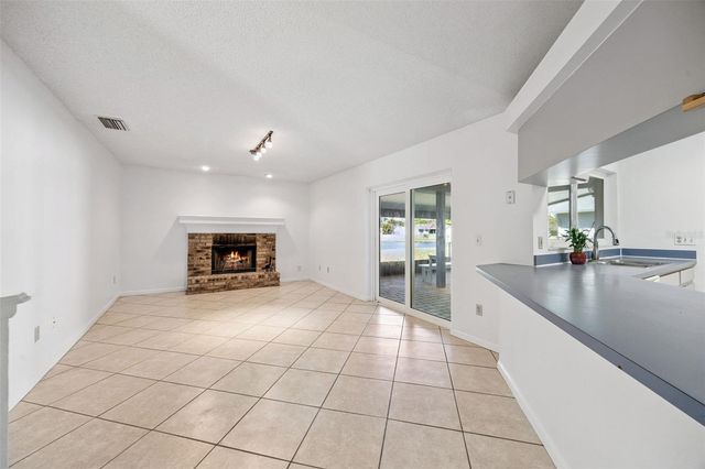 5111 DORRINGTON LANE, Orlando, FL 32821