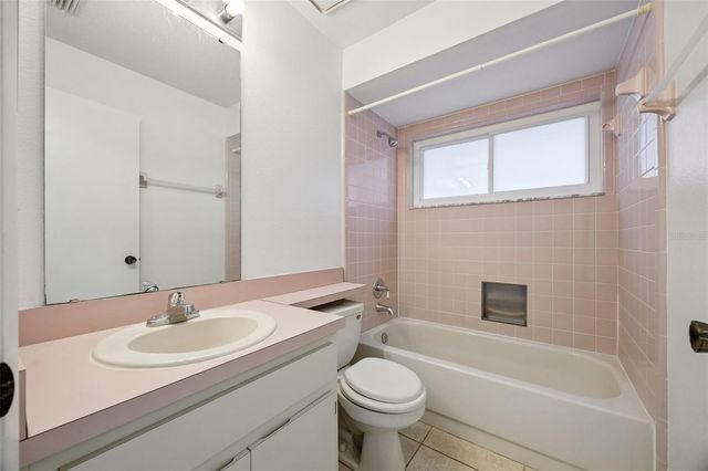 5111 DORRINGTON LANE, Orlando, FL 32821