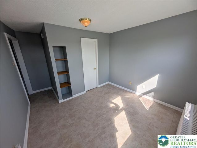 1108 3rd Street, North Catasauqua Bor, PA 18032