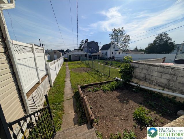 1108 3rd Street, North Catasauqua Bor, PA 18032
