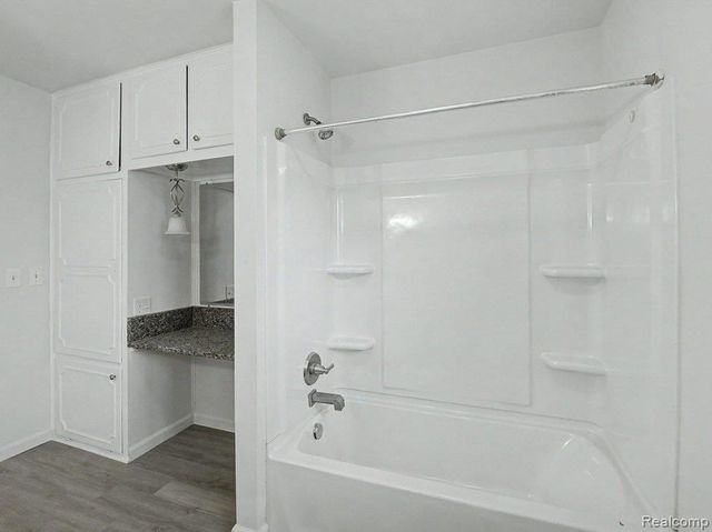 11414 N Lewis Road, Clio, MI 48420