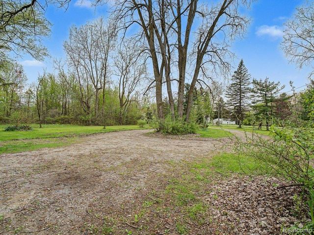 11414 N Lewis Road, Clio, MI 48420