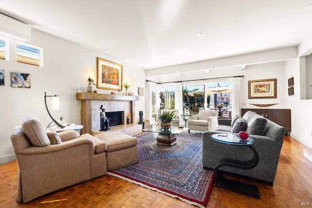 26 Mooring Rd, San Rafael, CA 94901