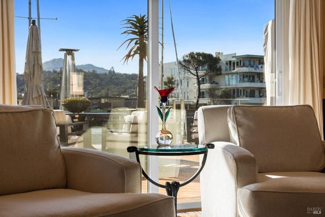 26 Mooring Rd, San Rafael, CA 94901