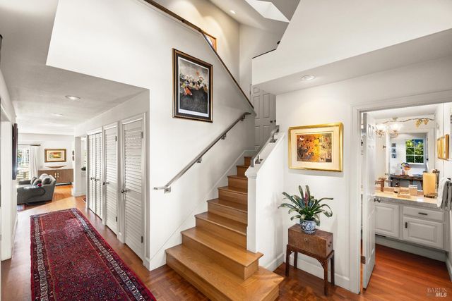 26 Mooring Rd, San Rafael, CA 94901