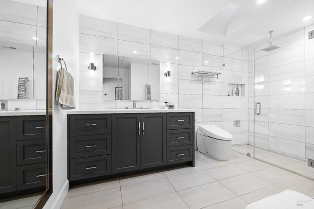 26 Mooring Rd, San Rafael, CA 94901