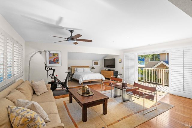 26 Mooring Rd, San Rafael, CA 94901