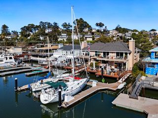 26 Mooring Rd, San Rafael, CA 94901