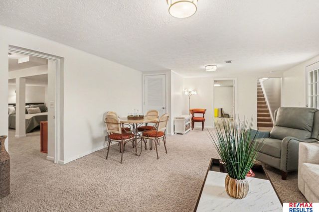 12062 Westover Road, Omaha, NE 68154