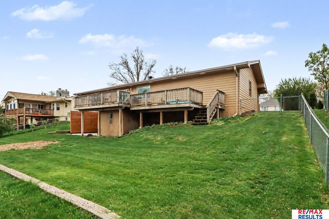 12062 Westover Road, Omaha, NE 68154