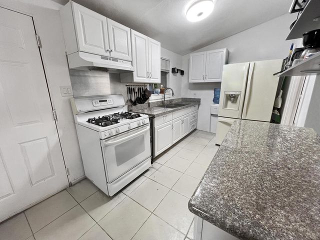 43737 Arabia Street, Indio, CA 92201