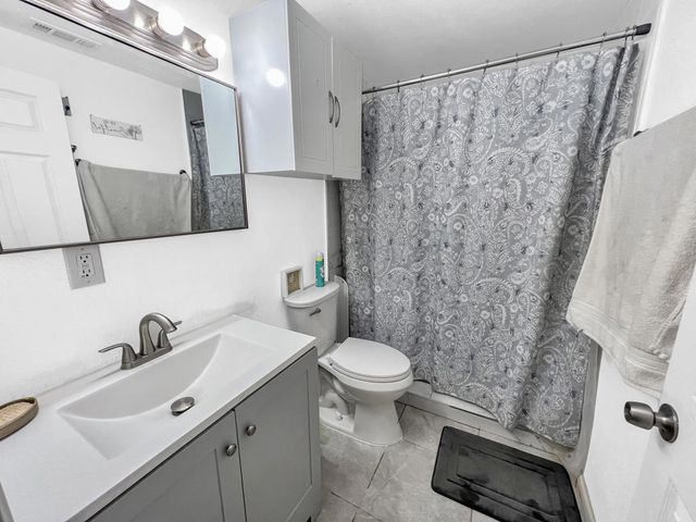 43737 Arabia Street, Indio, CA 92201