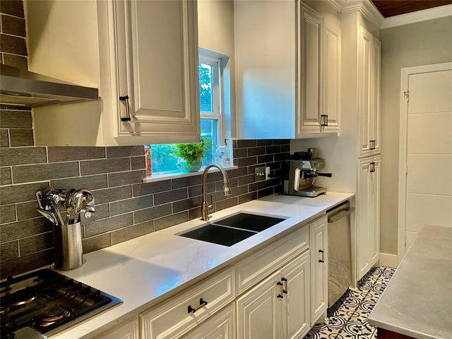 3359 Ozark Street, Houston, TX 77021