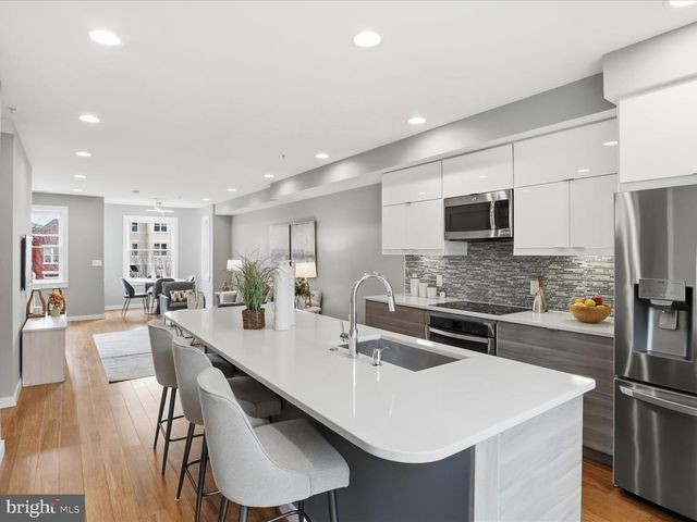 1242 NEW JERSEY AVE NW, Washington, DC 20001