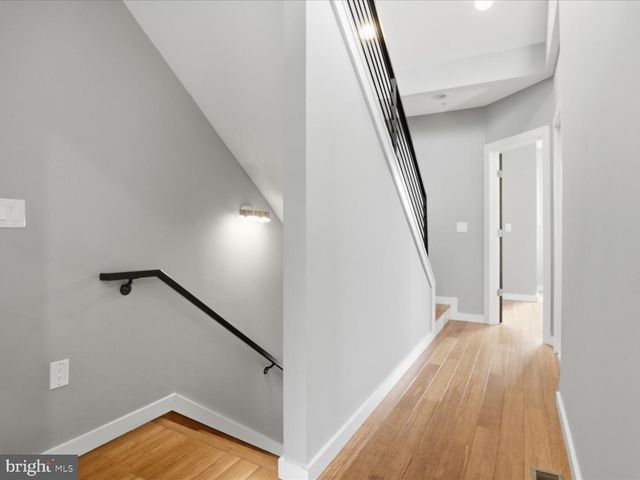 1242 NEW JERSEY AVE NW, Washington, DC 20001