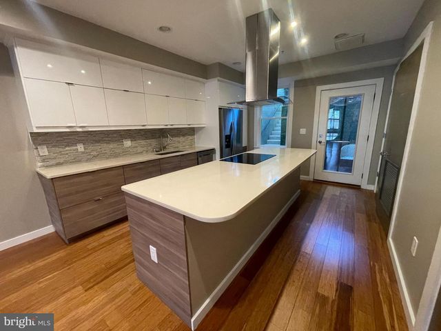 1242 NEW JERSEY AVE NW, Washington, DC 20001