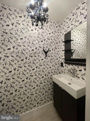 1242 NEW JERSEY AVE NW, Washington, DC 20001