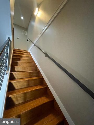 1242 NEW JERSEY AVE NW, Washington, DC 20001