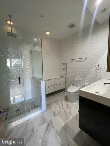 1242 NEW JERSEY AVE NW, Washington, DC 20001