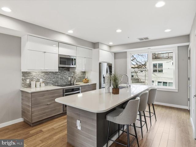 1242 NEW JERSEY AVE NW, Washington, DC 20001