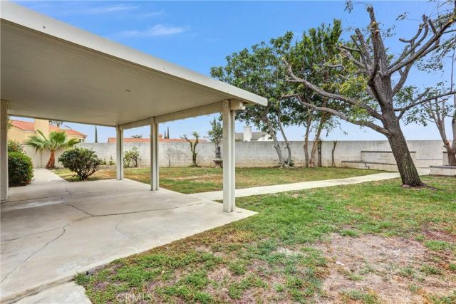 2869 W Esperanza, Rialto, CA 92377